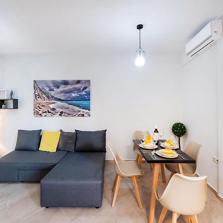 Ruellia Luxury Apartments Kalligoni Luaran gambar