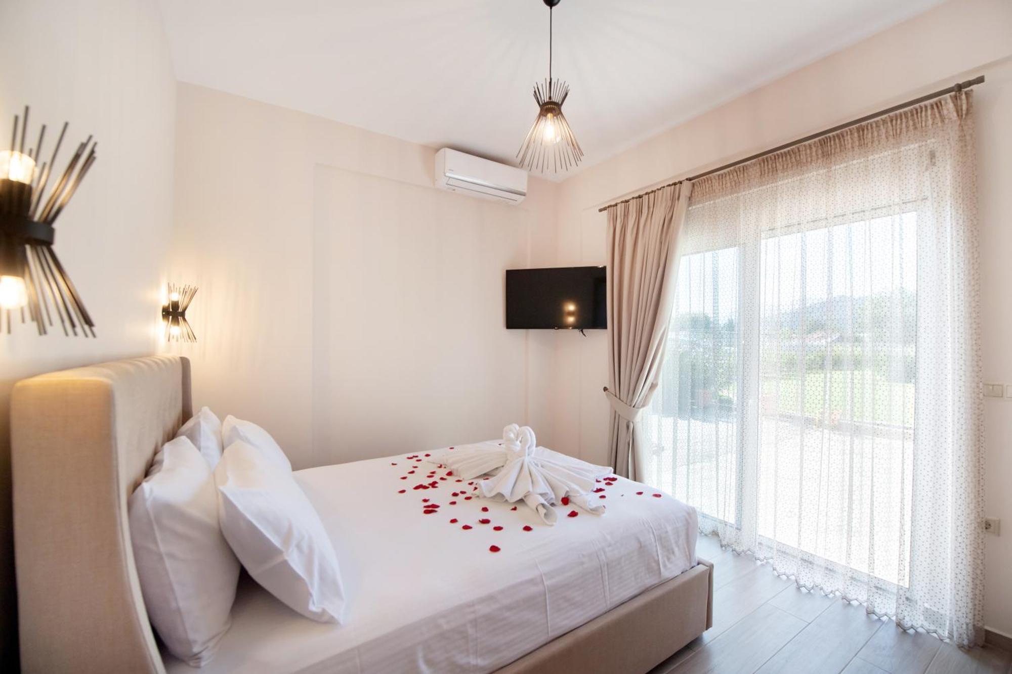 Ruellia Luxury Apartments Kalligoni Luaran gambar