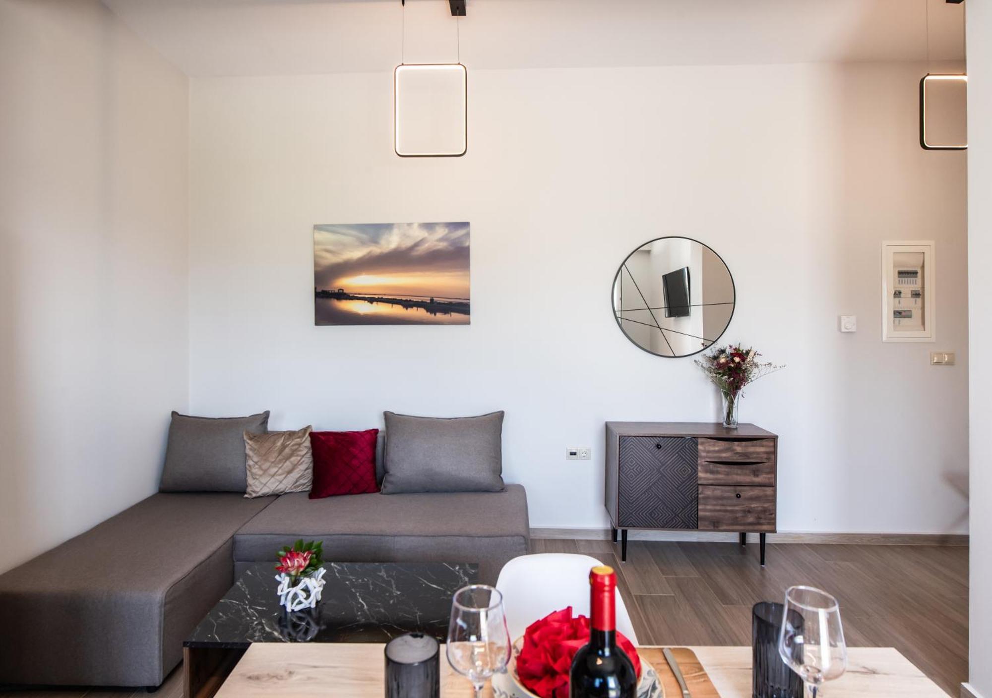 Ruellia Luxury Apartments Kalligoni Luaran gambar